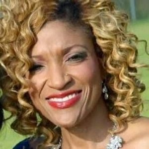 Meet your Posher, Dr. daphne